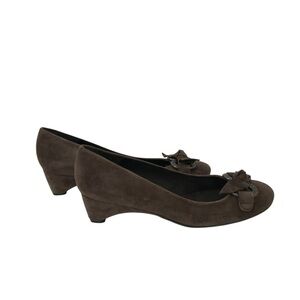 Stuart Weitzman Dark Brown Suede Wedge Pumps with Bow 8.5M VG Round Toe